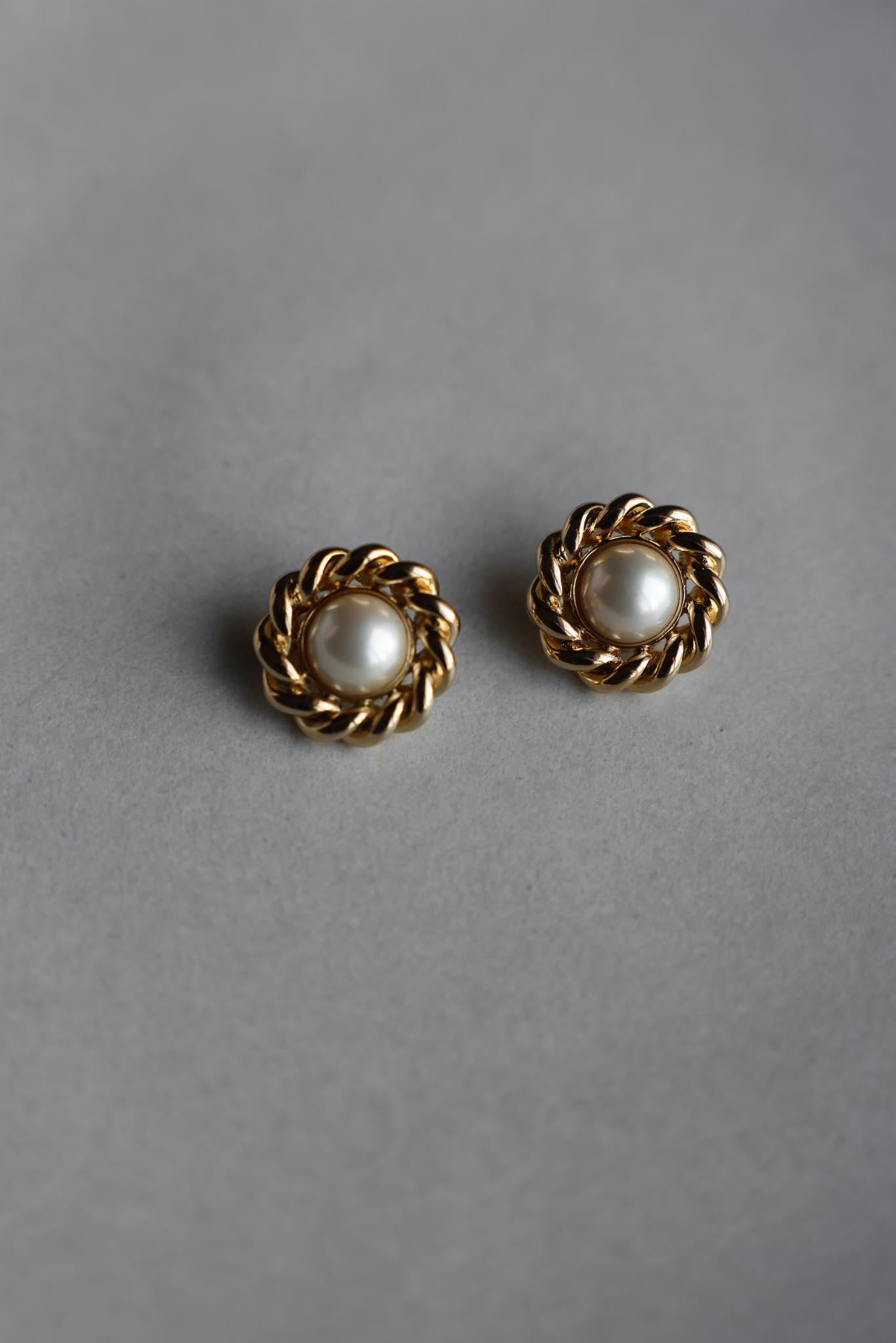 Gold Wreath Clip-On Earrings with Faux Pearl Center|Vintage Baazaar 
