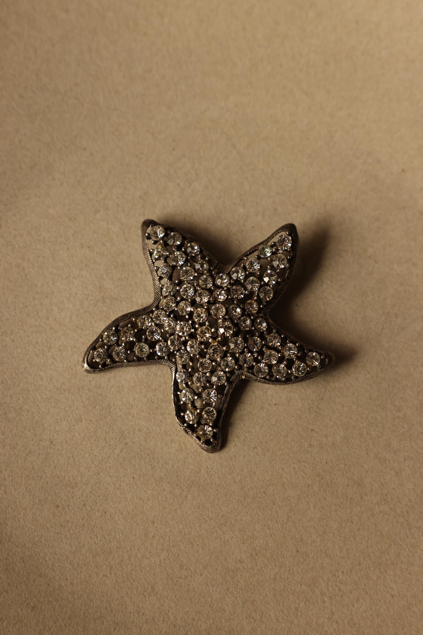 Weiss Starfish Rhinestone Brooch - 1950s|Vintage Baazaar 