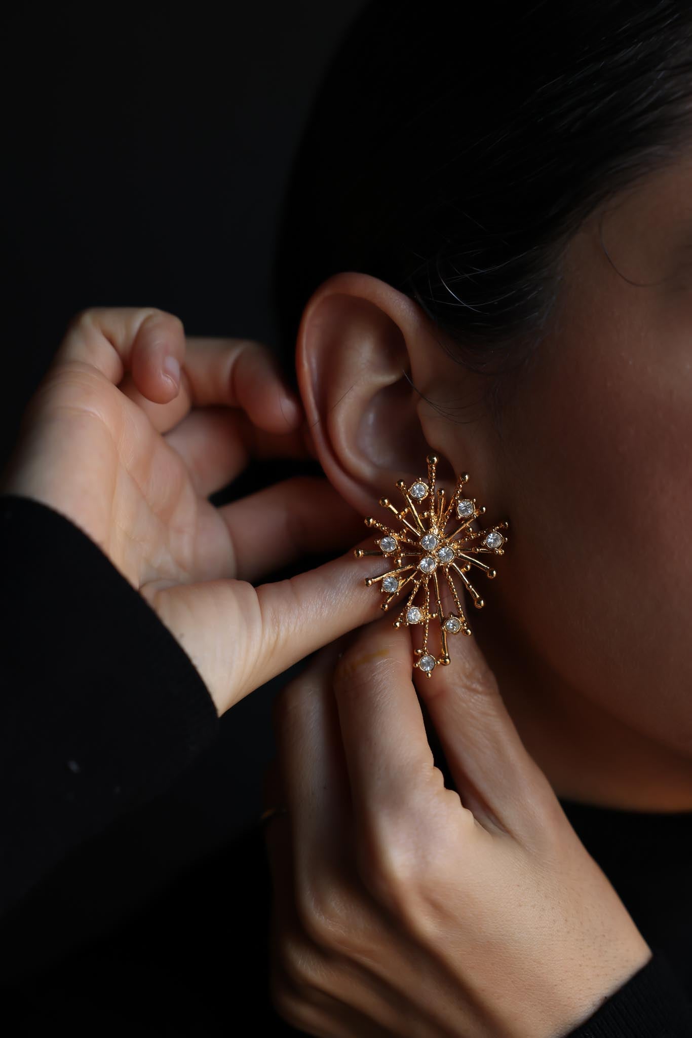Avon Starburst Earrings|Vintage Baazaar 