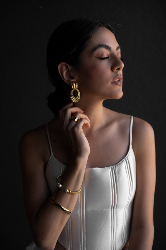 Golden Horizon Avon Earrings|Vintage Baazaar 
