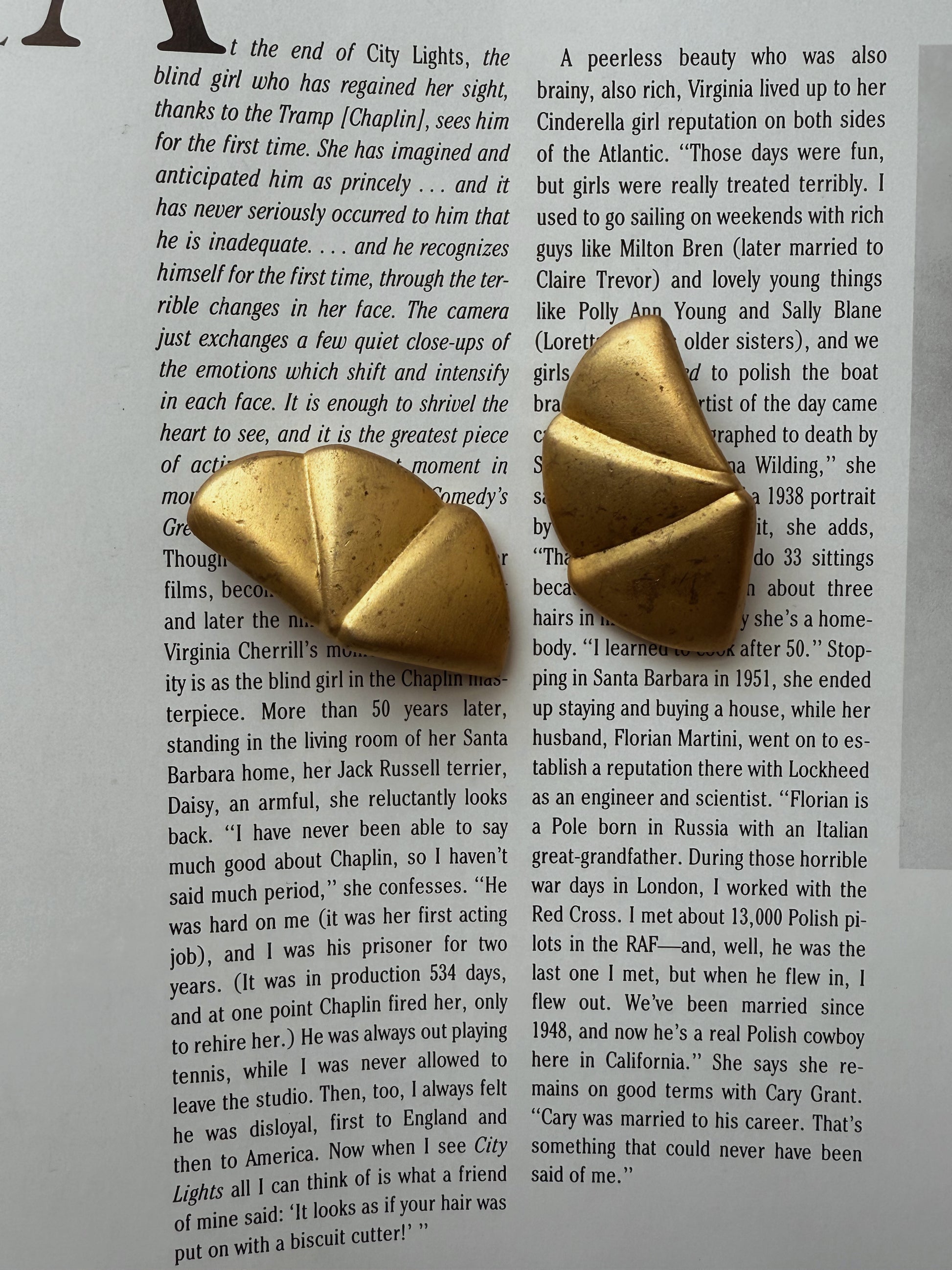 Matte Crescent Earrings|Vintage Baazaar 