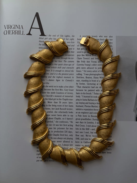Heavy Brushed Gold Tone Link Necklace|Vintage Baazaar 