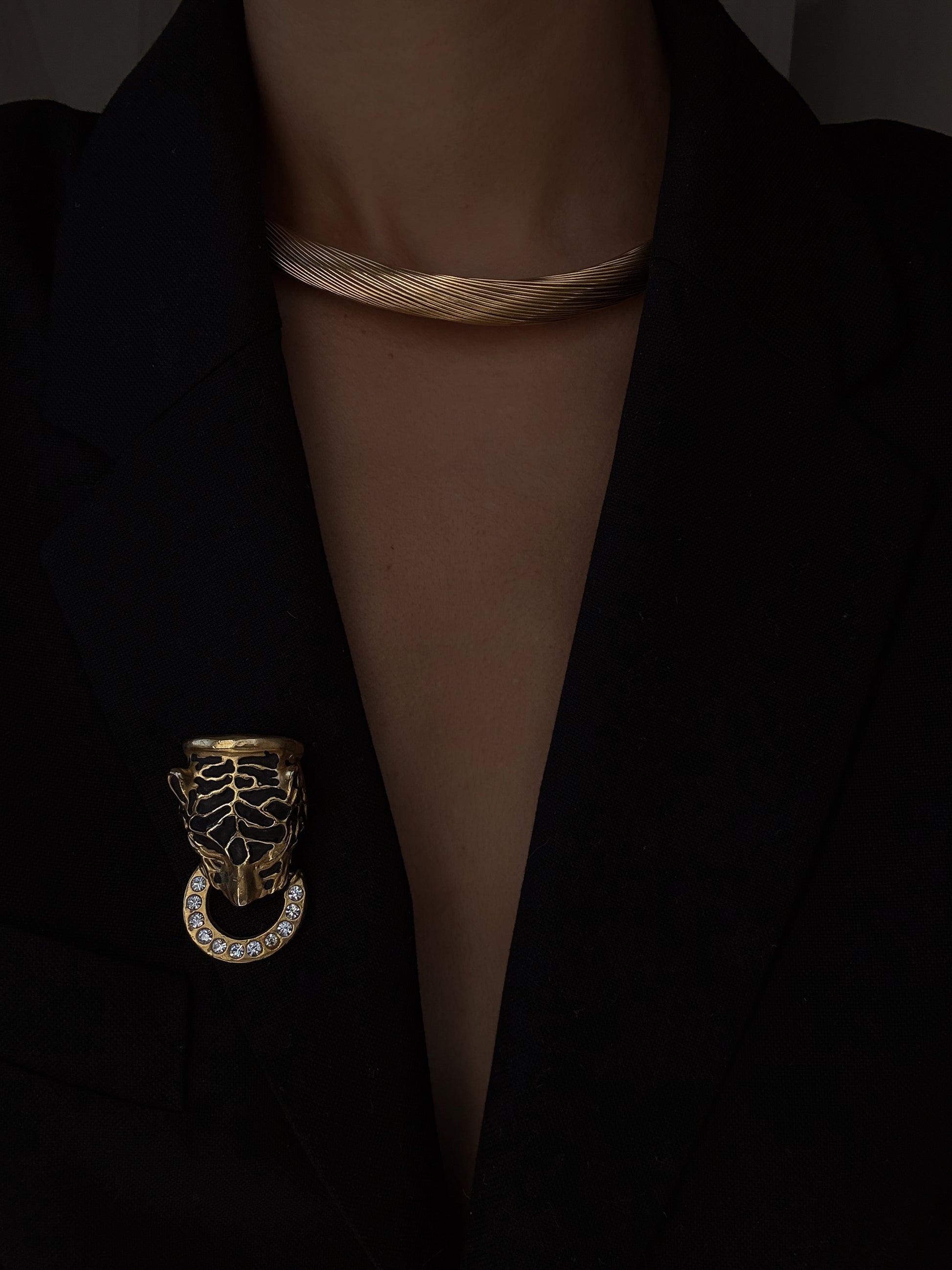 Gold Tone Black Jaguar Brooch|Vintage Baazaar 