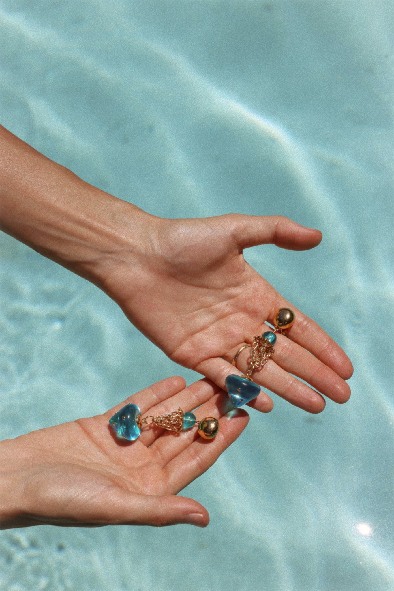 Ocean Drop Clip-On Earrings|Vintage Baazaar 
