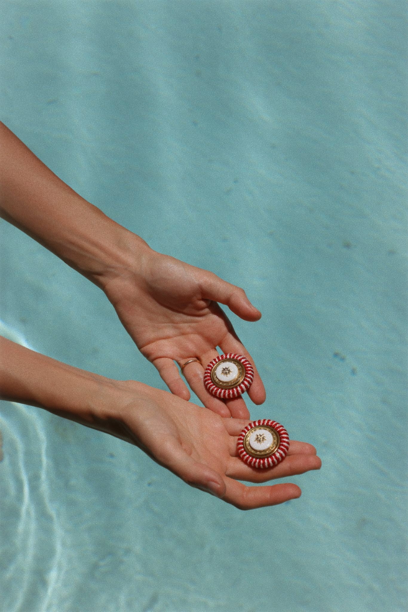 Red & White Woven Clip-On Earrings with Starburst Center|Vintage Baazaar 
